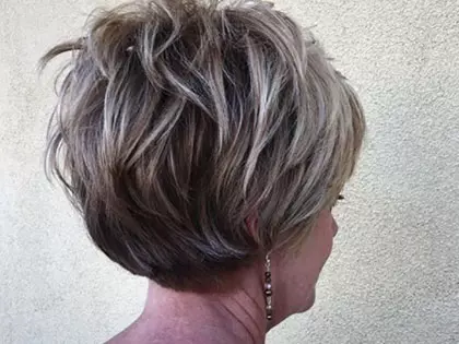 50 Chic Short Hairdos To Look 10 Years Younger